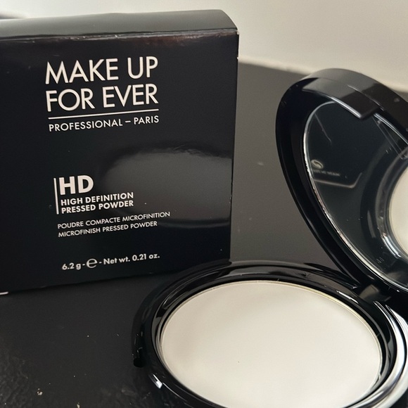 BNIB - Makeup Forever HD Pressed Powder - High Definition Pressed Powder - Picture 4 of 5